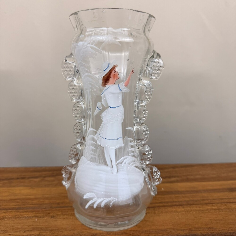 Antique Victorian Mary Gregory Clear Glass 8" Vase Hand Painted Girl Rigaree